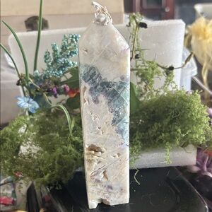 Snowflake Feather Fluorite UV reactive Crystal Tower